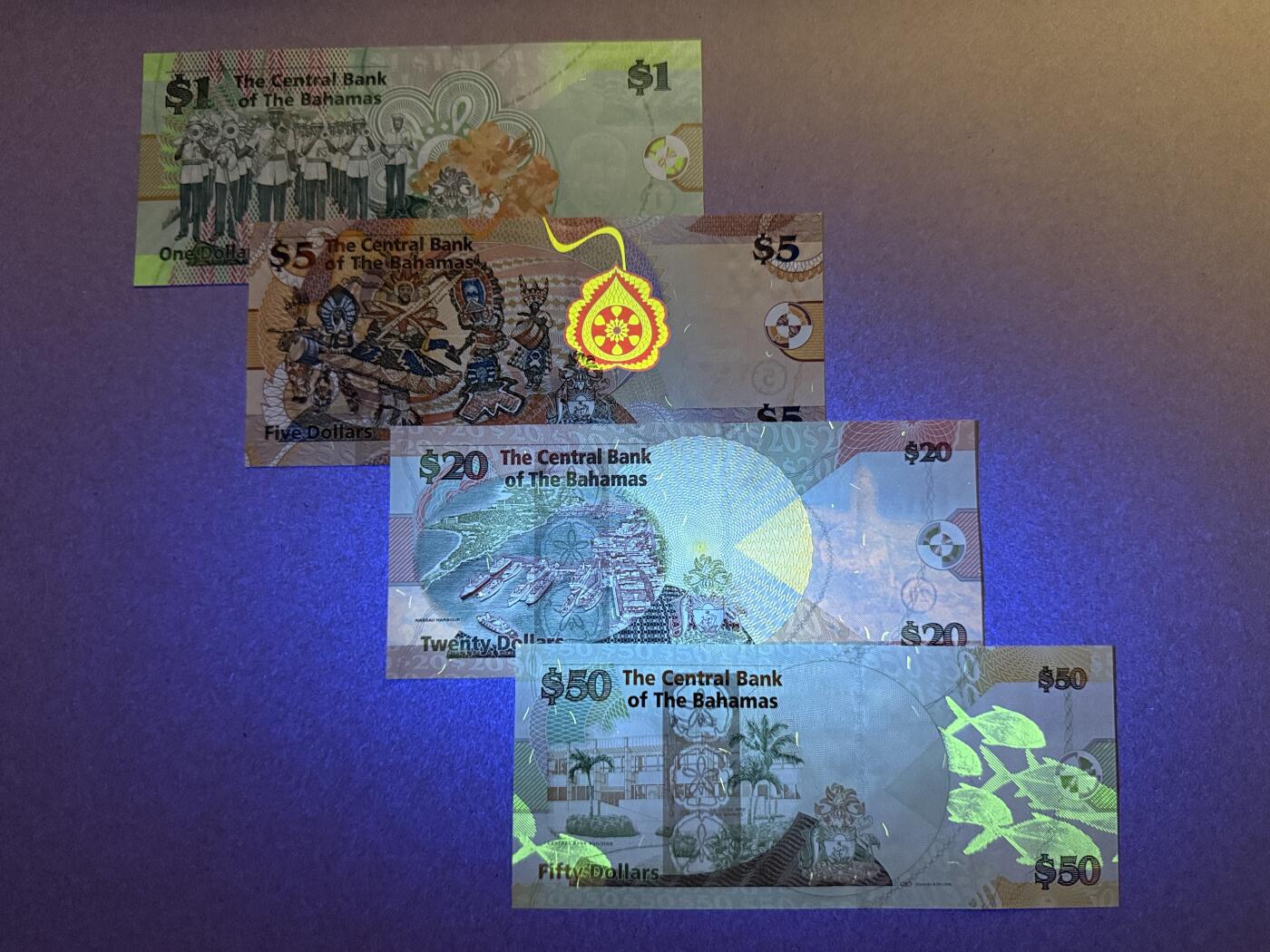 《艾美收藏》第230期-2.1周日外币年前精品场