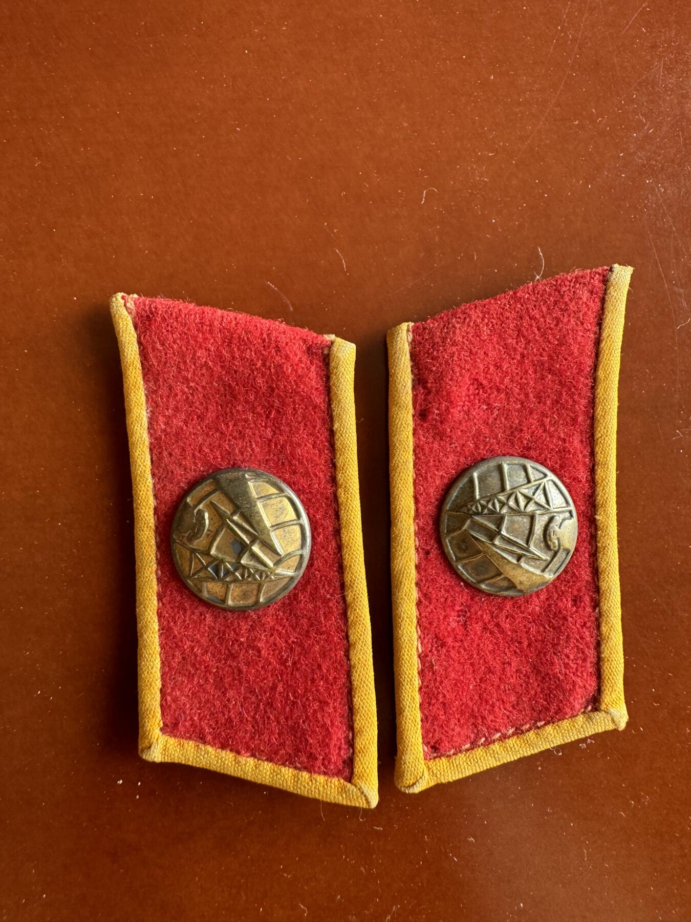 五哥徽章群   31号周六晚上八点4群联拍 领