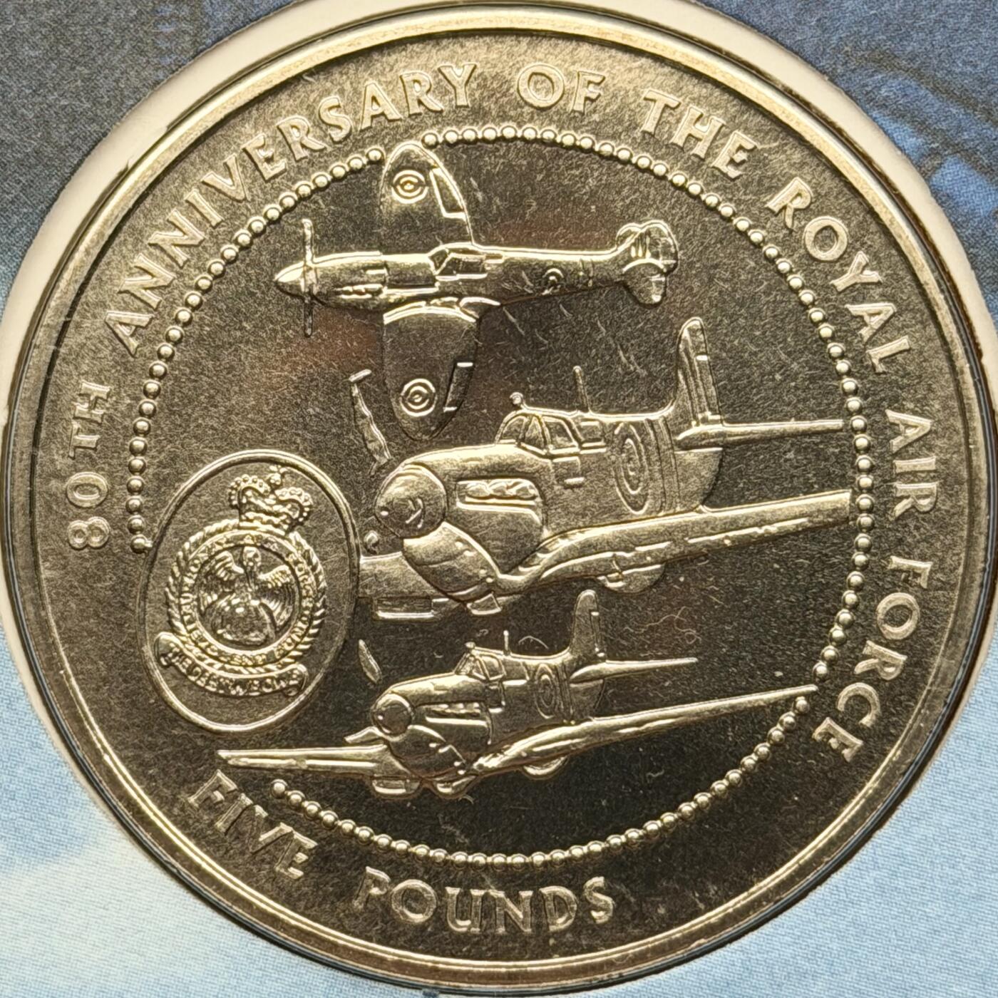 ＜星葵🌻钱币社＞散币克朗场第69期·2月3日发货 〈邮币封〉根西岛1998年皇家空军成立80周年5镑克朗型纪念币