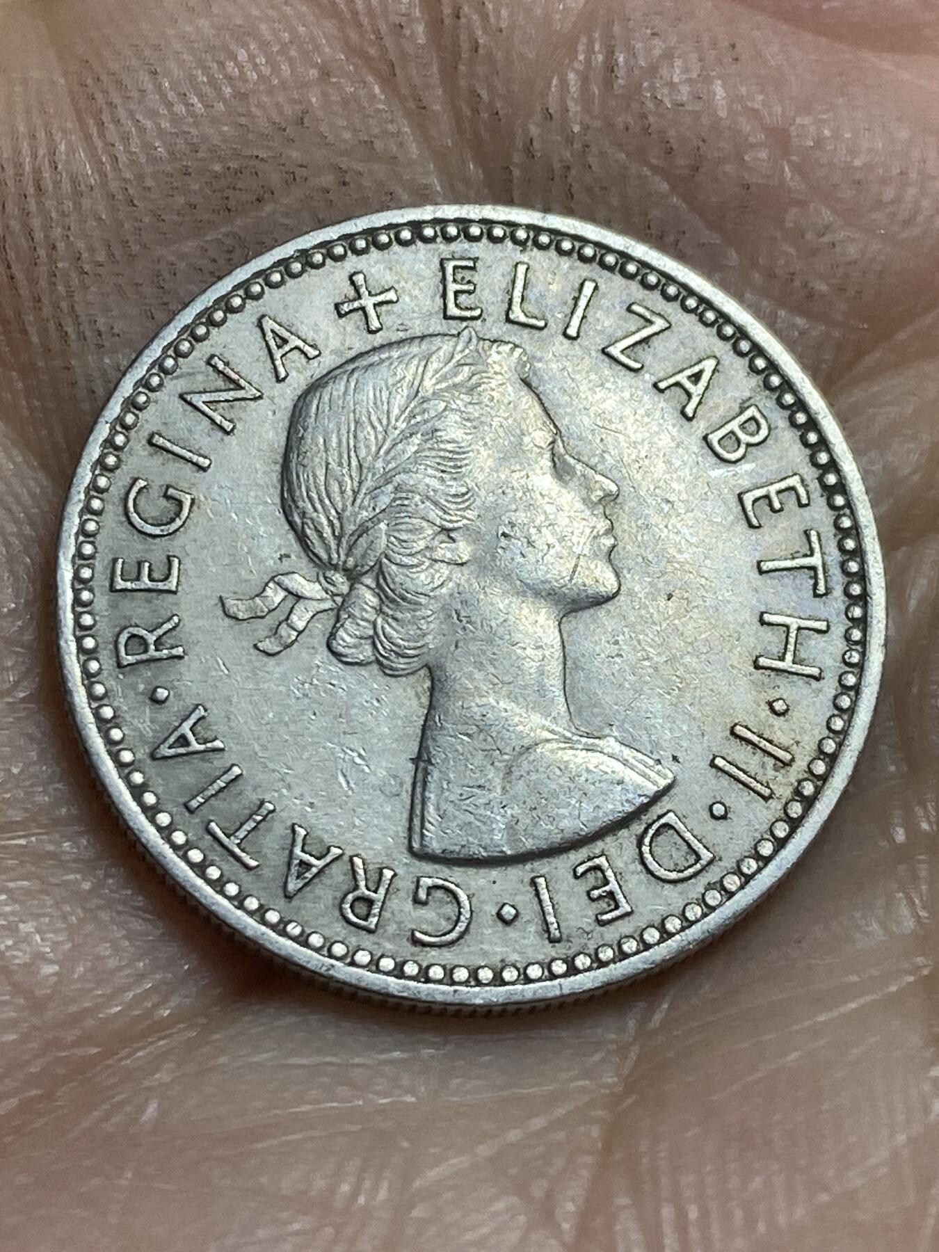 2026年第十六场(总第一百八十五场）外国好品散币场(免佣金) 英国🇬🇧1956年1先令(伊丽莎白二世青年桂冠第二版，苏格兰盾徽版)