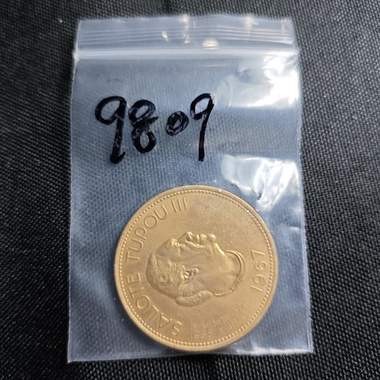 KK钱币收藏小铺  第398期 百期特拍（四拍之二） 2月预留时间 周末发货  1967汤加50分镀金币