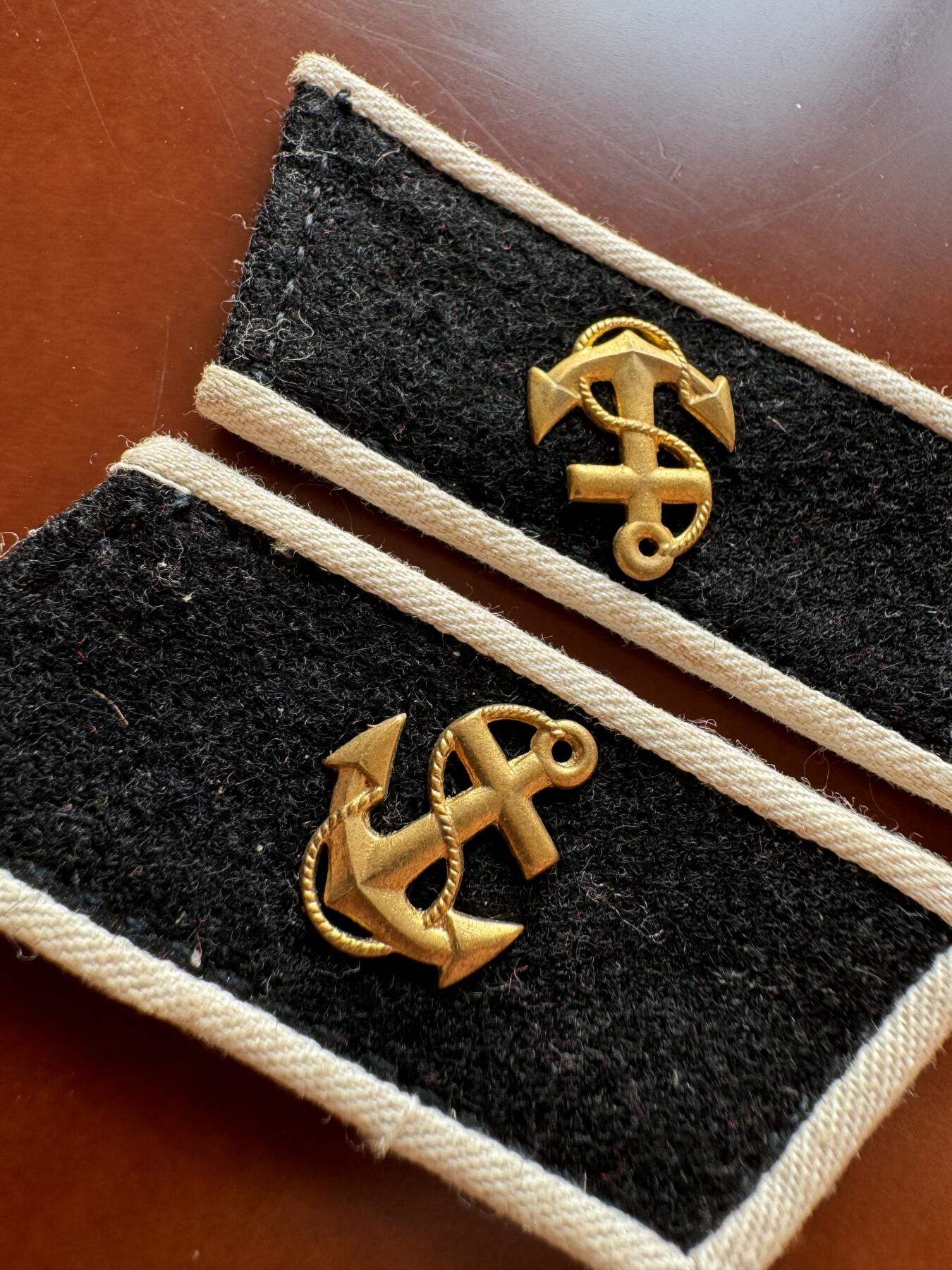 五哥徽章群   31号周六晚上八点4群联拍 领