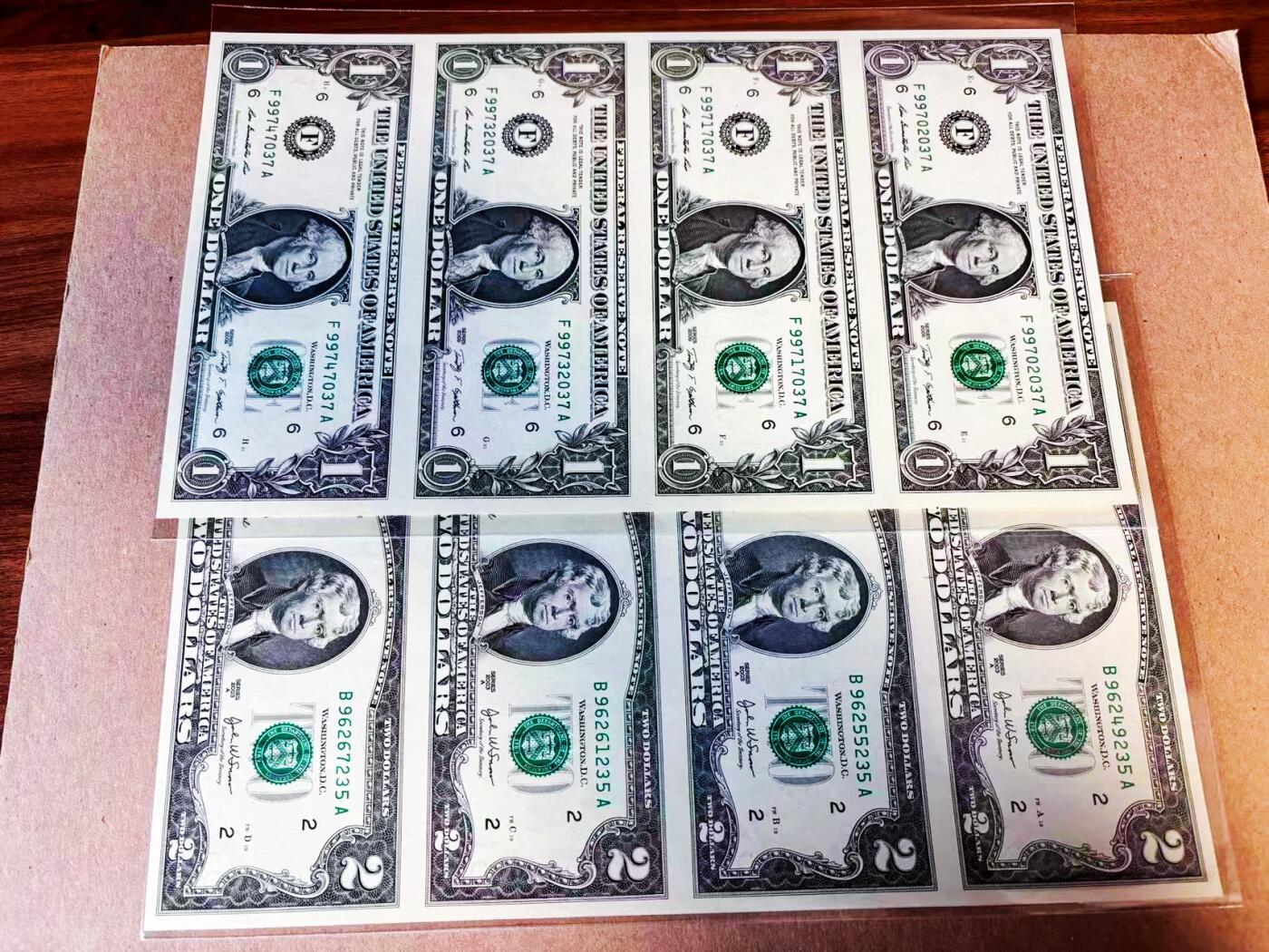 【Blue Auction】世界纸币精拍第781期——18级TOP拍卖/信誉/品质/专业/高效💫 【一组2张四连体】美国 2003-2009年1-2美金 全新UNC 超大票幅