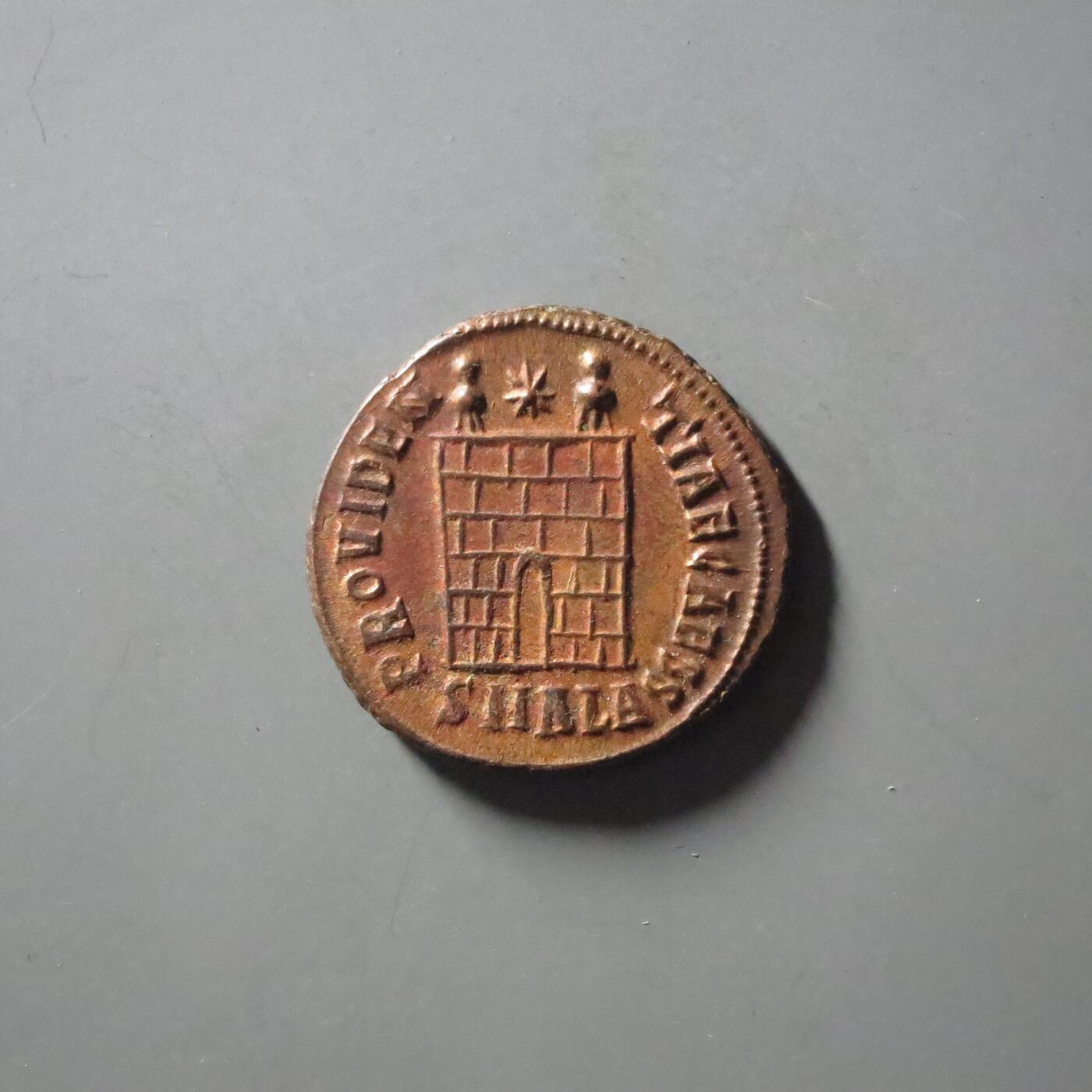 七河·世界币章矿标杂件每周小拍（总第36期）（周一结标） 精品（28）k627古罗马帝国铜币 君士坦提乌斯二世 华夏评级AU55