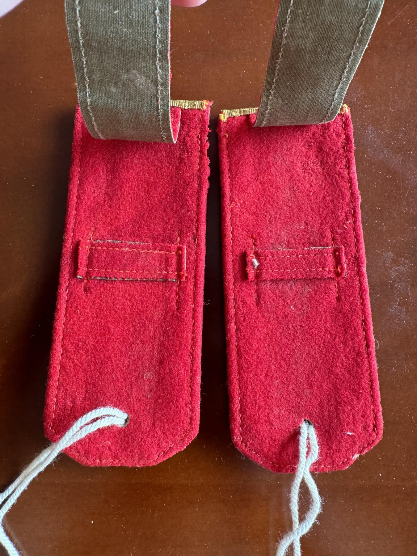 五哥徽章群   31号周六晚上八点4群联拍 肩