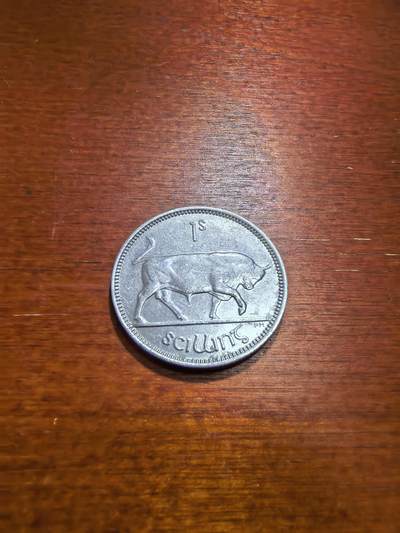 长老汇蛇年精选第九十七场拍卖 - 1942爱尔兰共和国公牛1先令银币，5.66克750银（2）