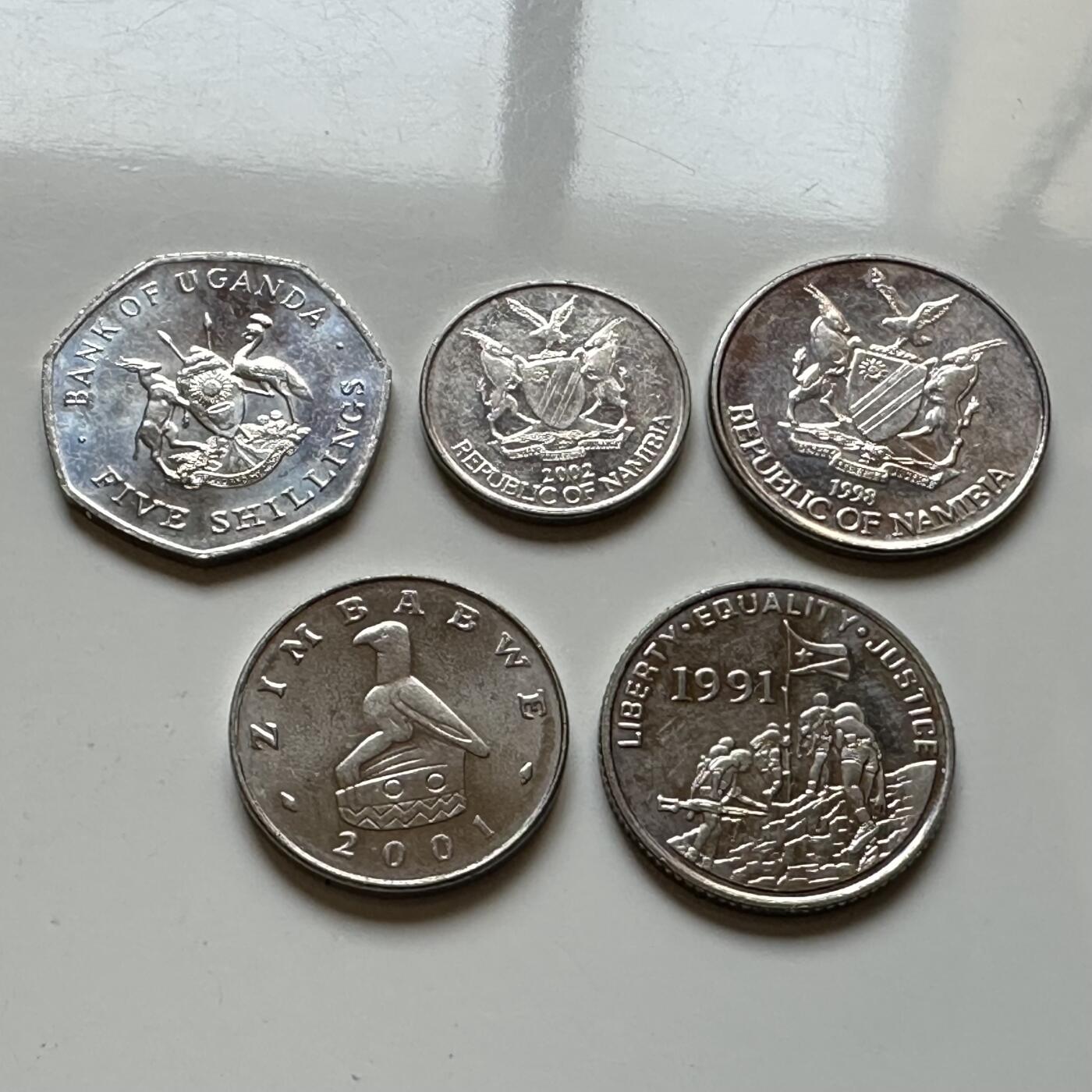 🌹外币初藏🌹🐯2026年第14场  每周二四六晚8️⃣点 接代拍 非洲散币5枚组—2