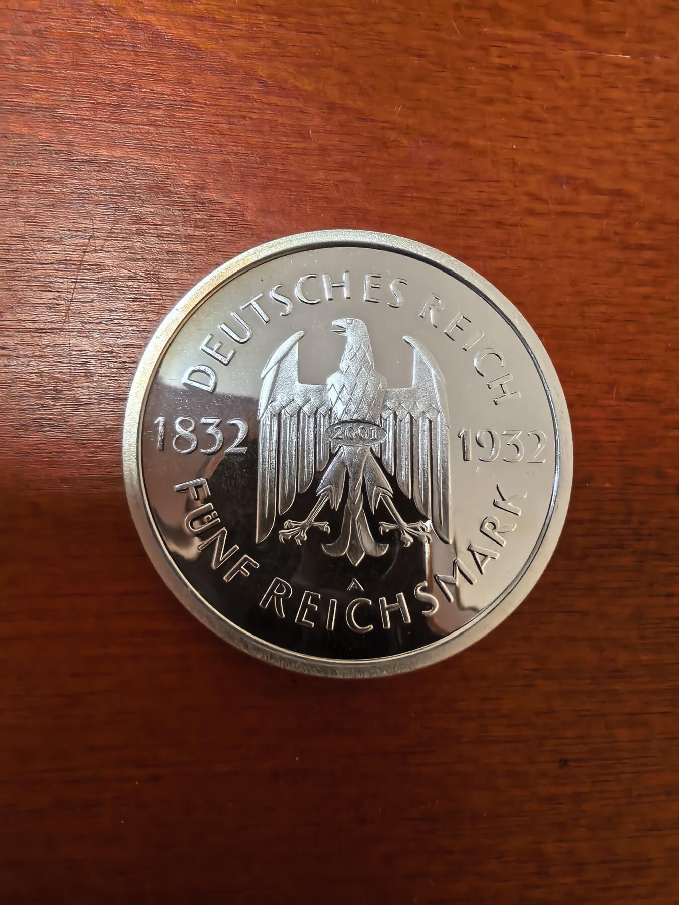 长老汇蛇年精选第九十七场拍卖 2001德国复刻1932年歌德5马克精制银币，25.05克999银