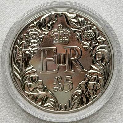 ＜星葵🌻钱币社＞散币克朗场第69期·2月3日发货 - 根西岛2012年女王登基60周年5镑克朗型纪念币