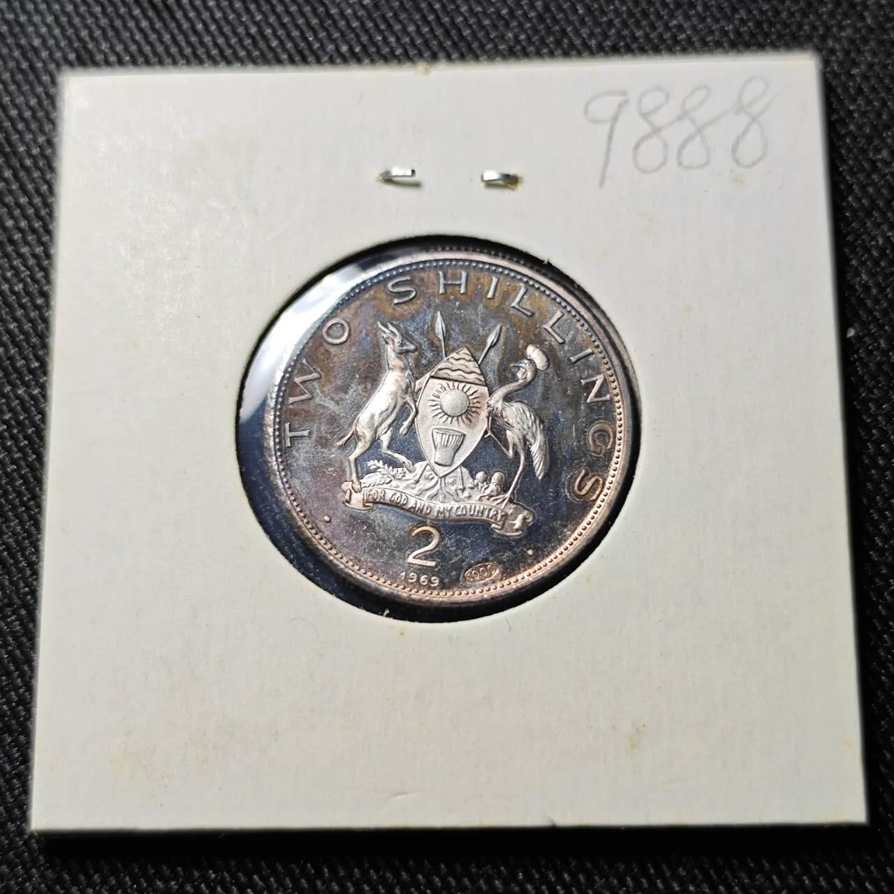 KK钱币收藏小铺  第398期 百期特拍（四拍之二） 2月预留时间 周末发货  1969乌干达2先令银币 纯银币4克!