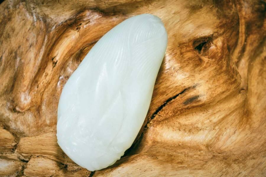 上海都达杂项专场十二（全场包邮】 和田玉籽料精雕《竹笋》手把件89-27