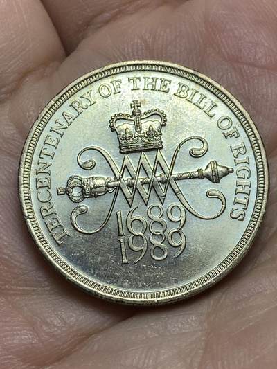 2026年第十六场(总第一百八十五场）外国好品散币场(免佣金) - 英国🇬🇧1989年2英镑(权利法案颁布300周年纪念币，圣爱德华王冠版)