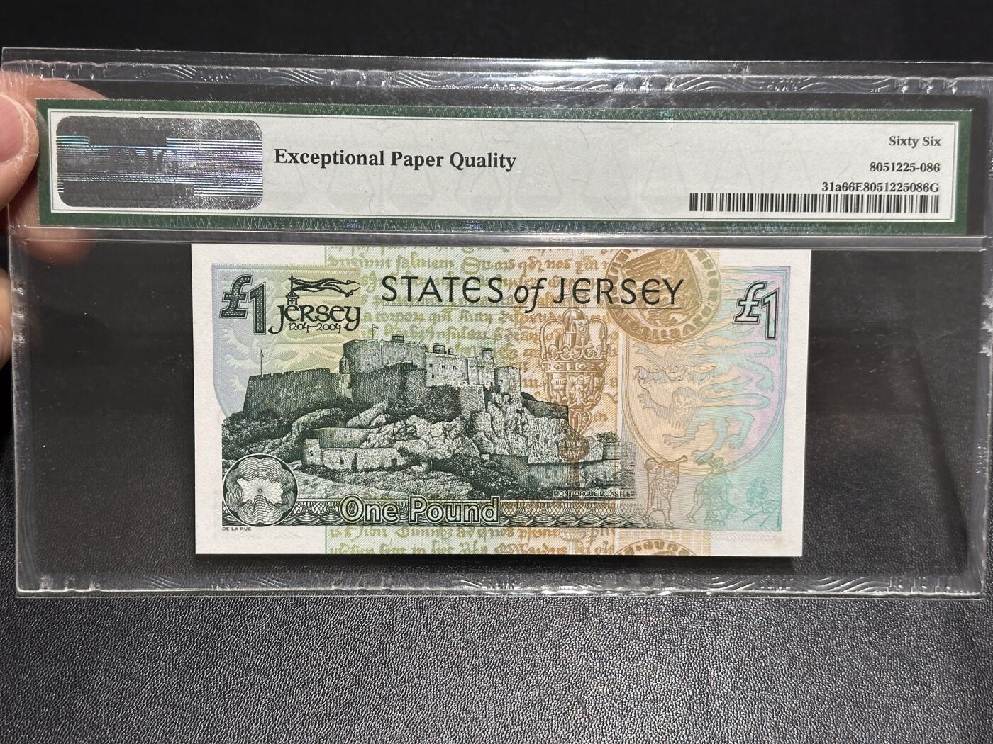 《外钞收藏家》第六百零六期（精品场）（本平台长期征集拍品、欢迎藏友们联系合作） 2004年泽西女王1镑 纪念钞 PMG66
