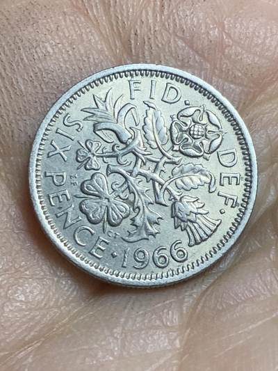 2026年第十六场(总第一百八十五场）外国好品散币场(免佣金) - 英国🇬🇧1966年6便士(伊丽莎白二世青年桂冠第二版)