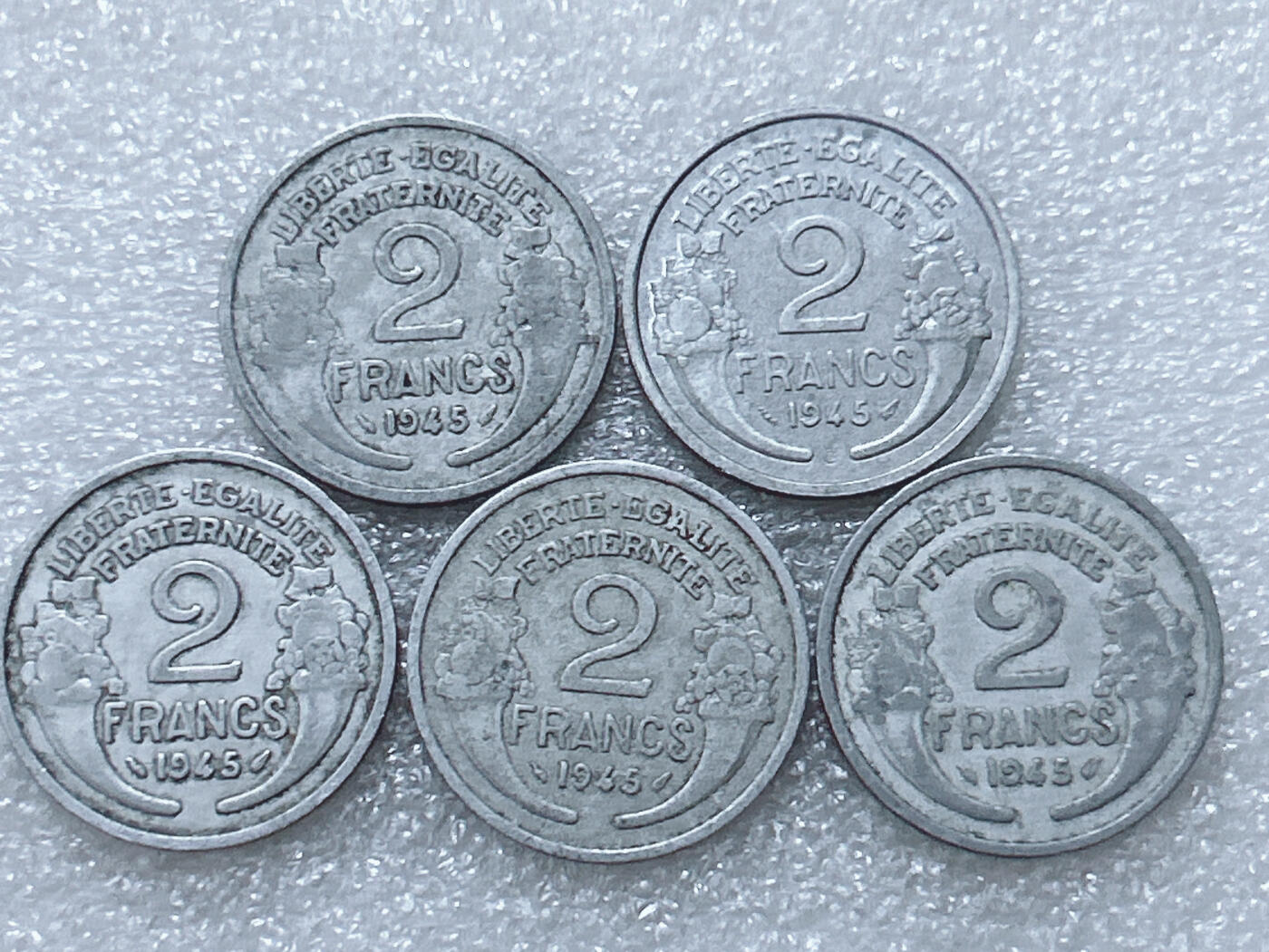第一海外回流一元起拍收藏 散集专场  第297期 法国1945年2法郎铝币 5枚