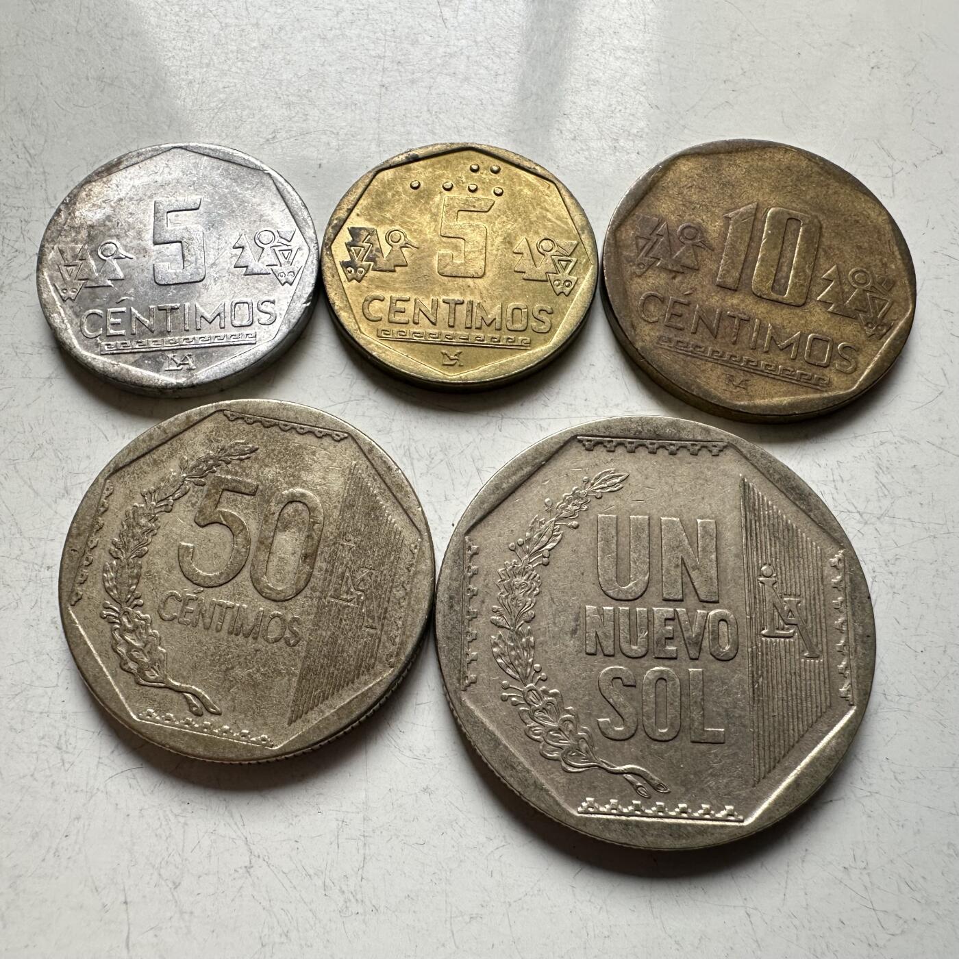 🌹外币初藏🌹🐯2026年第14场  每周二四六晚8️⃣点 接代拍 秘鲁5枚