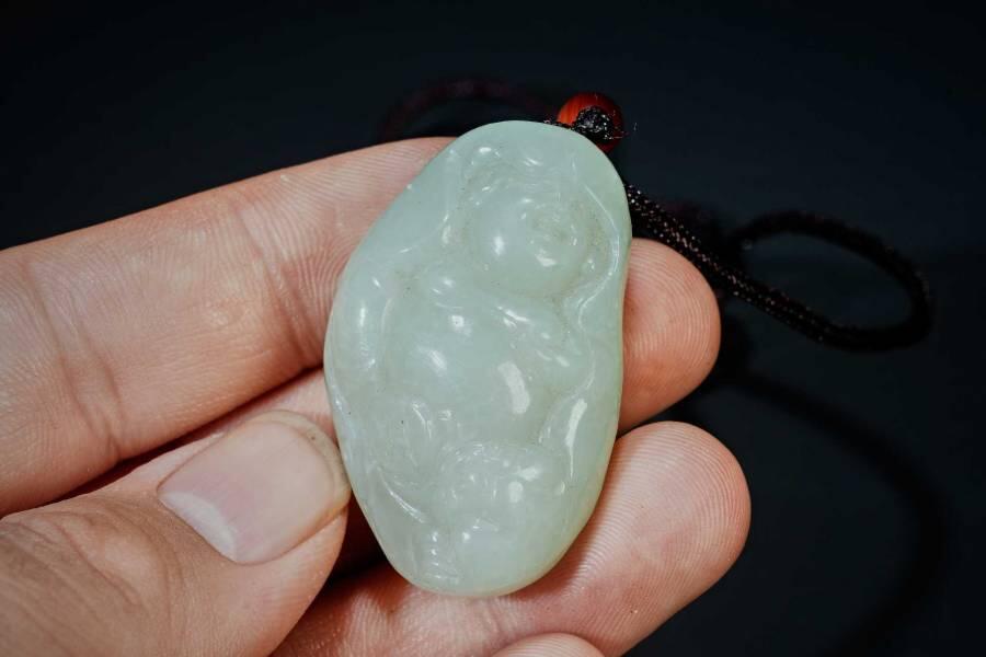 上海都达杂项专场十二（全场包邮】 和田玉精雕《刘海戏金蟾》挂件89-31