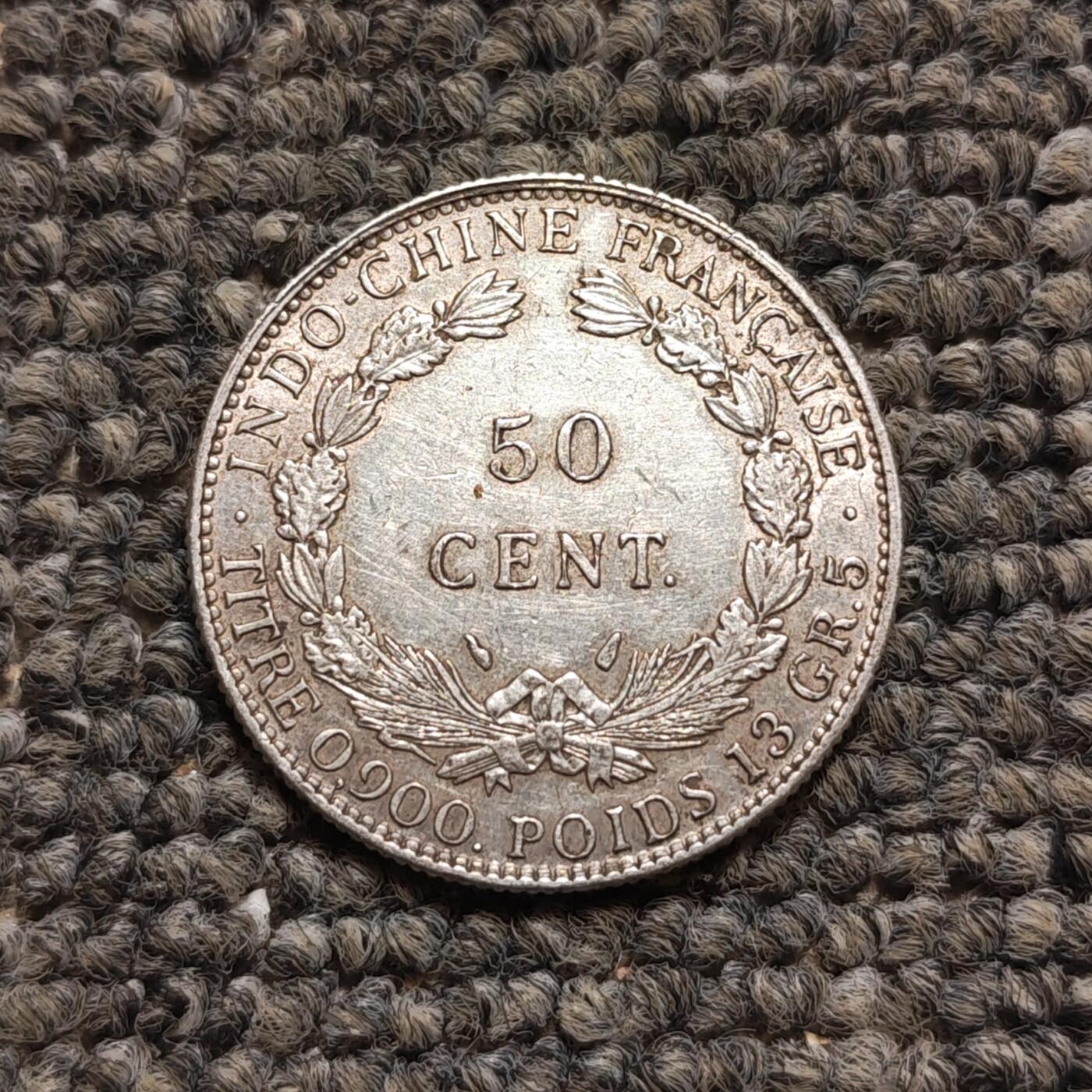 1936年法属印支坐洋50分银币