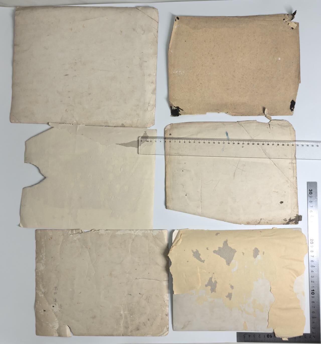 小驴勋章奖章收藏1月31日周六晚六点拍卖（珍爱和平，收藏战争，铭记历史，勿忘国耻，忠党爱国。有偿代拍，送拍规则在简介最后，参拍须阅读规则后再参拍，关系到运费包装发货时效真假辨别等关键信息，拍卖时不再发原图，看大图店主微信码在拍卖店铺介绍里） 日老照片一组