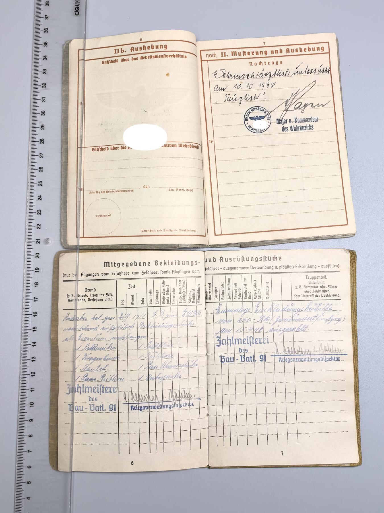 小驴勋章奖章收藏1月31日周六晚六点拍卖（珍爱和平，收藏战争，铭记历史，勿忘国耻，忠党爱国。有偿代拍，送拍规则在简介最后，参拍须阅读规则后再参拍，关系到运费包装发货时效真假辨别等关键信息，拍卖时不再发原图，看大图店主微信码在拍卖店铺介绍里）