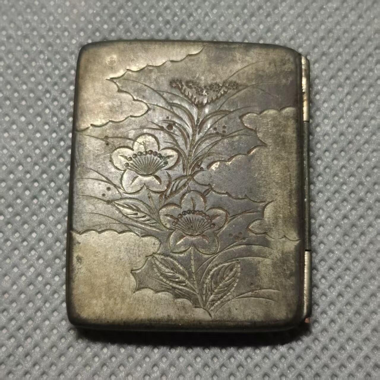 七河·世界币章矿标杂件每周小拍（总第36期）（周一结标） 藏家出品X578 工艺精美 刻花袖珍小铜盒 本件拍品由合作藏家负责邮寄