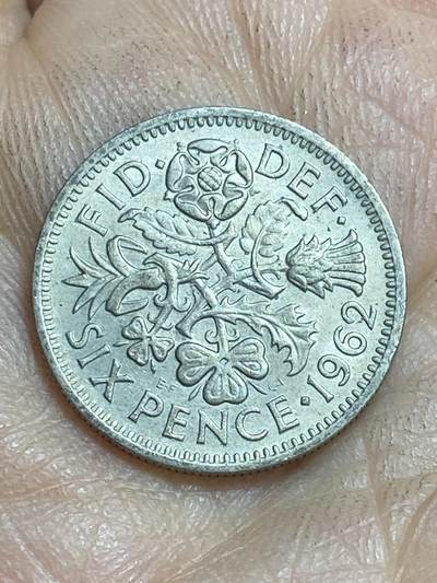 2026年第十六场(总第一百八十五场）外国好品散币场(免佣金) - 英国🇬🇧1962年6便士(伊丽莎白二世青年桂冠第二版)