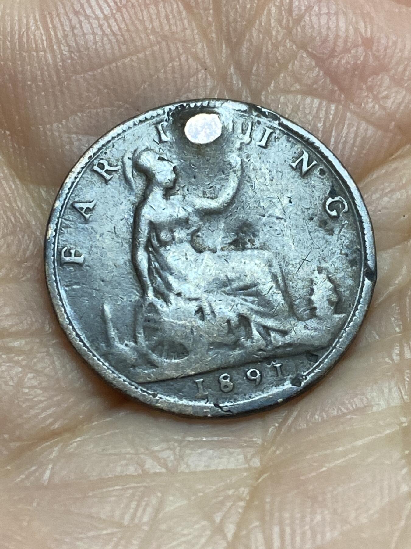 2026年第十六场(总第一百八十五场）外国好品散币场(免佣金) 打孔–英国🇬🇧1891年1法新(维多利亚女王中年桂冠)