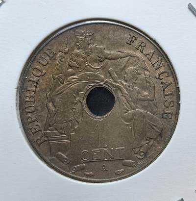 外国优质老铜币高银银币，周六九点倒数截拍，满百包邮，持续收拍，年前最后一次发货 - 原光1938 年法属印度支那百分之一铜币，正面铸 “法兰西共和国”、玛丽安娜（法国共和象征）与面值，背面标注殖民区名、“百分之一” 及年份。是法国殖民印支时期，推行殖民货币体系、彰显殖民统治的实物见证。