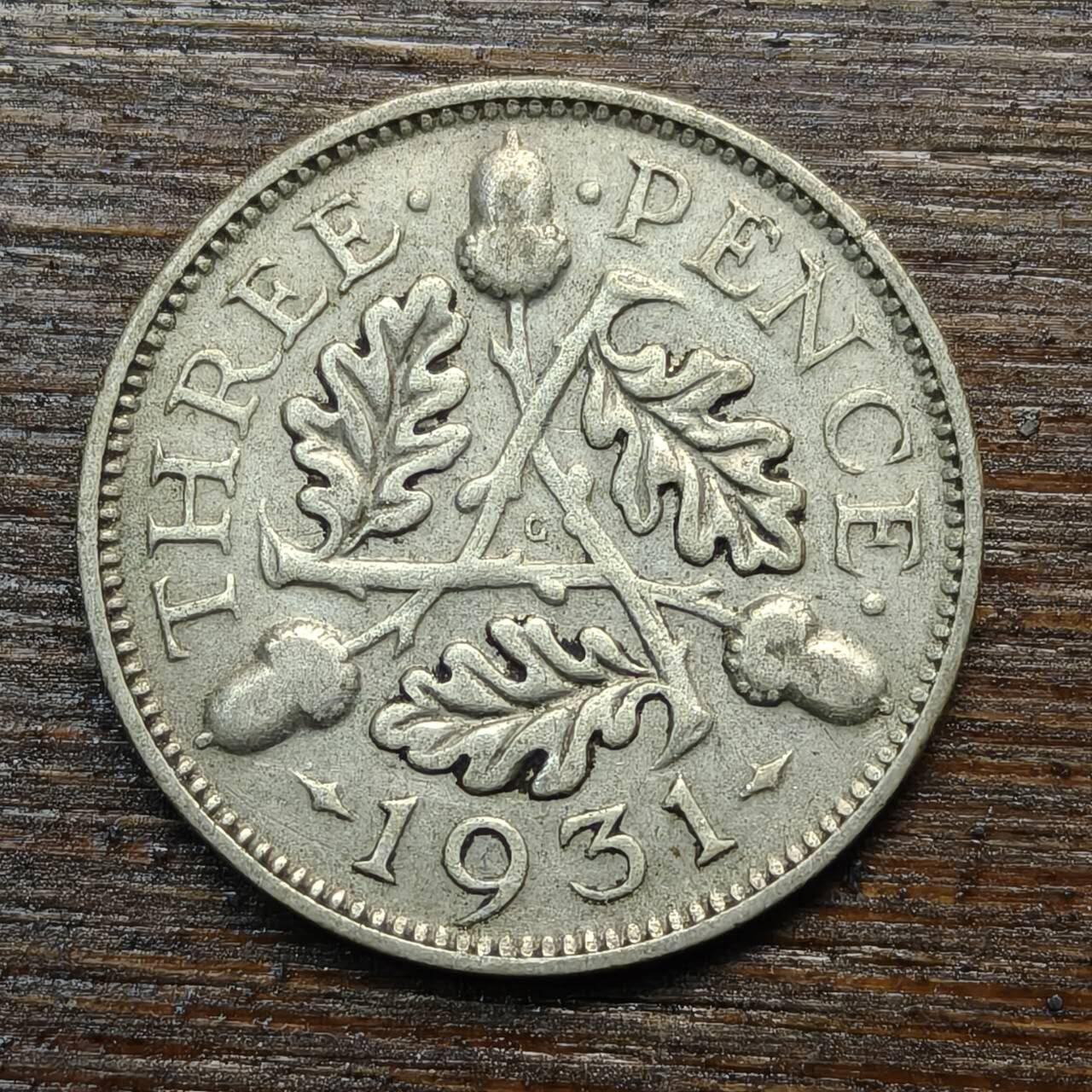 【春节前最后一拍，下一场3.3号】★第139加场★银币专场 不寄存，200包邮。不满200元，支付5元运费。《接受代拍 代送NGC评级》 50【无寄存】1931年 英国 3便士 银币