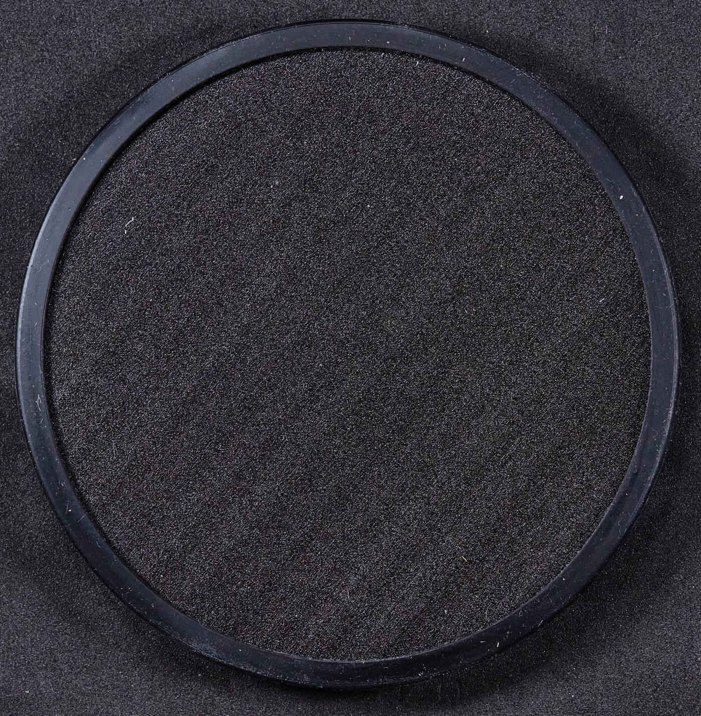 【俄甄集藏】马年新春第一拍 2026年(048)02-25星期三 晚 19:30 全场包邮 PCGS流金沙纪念杯垫 木制底座 款式二