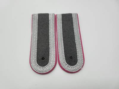 南水社第二次拍卖 - 东德人民军装甲兵下士肩章（一对）