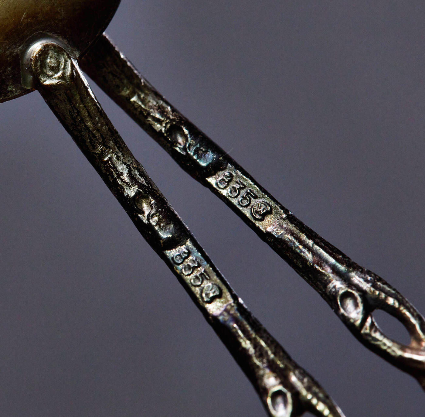 【俄甄集藏】马年新春第一拍 2026年(048)02-25星期三 晚 19:30 全场包邮 德国1970年代著名克里斯多夫·韦德曼银器公司出品“希尔德斯海姆”玫瑰柄经典设计银勺6支一套，原盒，单体长：109mm，总重量：53克，835银，保存完好