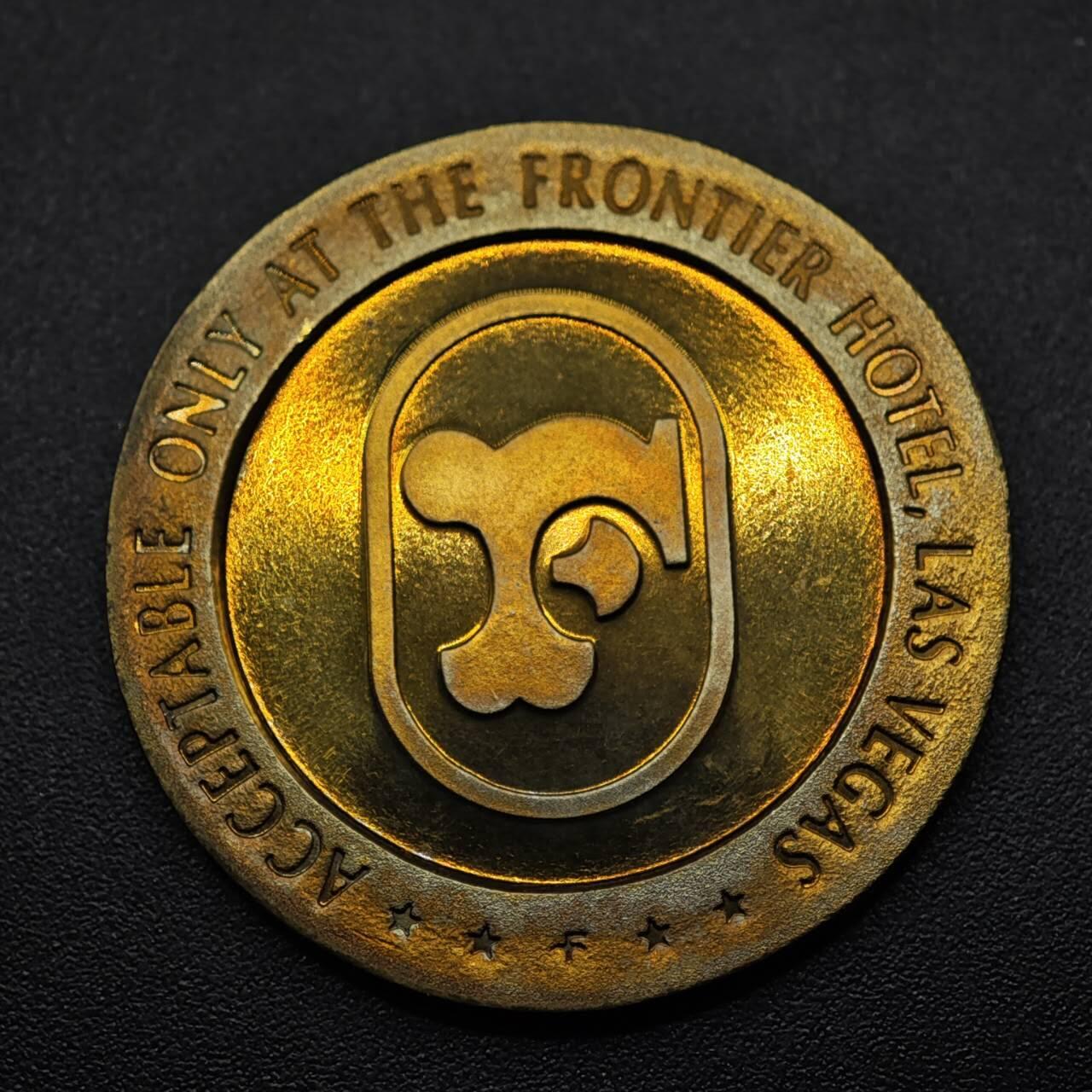 【淘币小摊】限时拍第八百五十八拍  散币场  满百包邮可预留两周  周一统一发货  美国1967年内华达州拉斯维加斯边境酒店半美元代币铜币