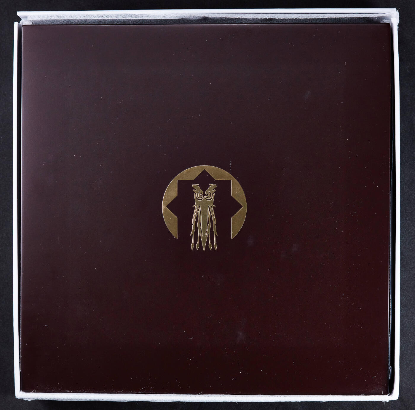 【俄甄集藏】马年新春第一拍 2026年(048)02-25星期三 晚 19:30 全场包邮 哈萨克斯坦2022年游牧民族宝藏-布尔库特狩猎金雕5000坚戈25盎司镶金、钻石精制超大银币，原盒证，银重777.5克，含银量925；金重0.1克，999金；钻石直径：2mm，发行量500枚，设计精美