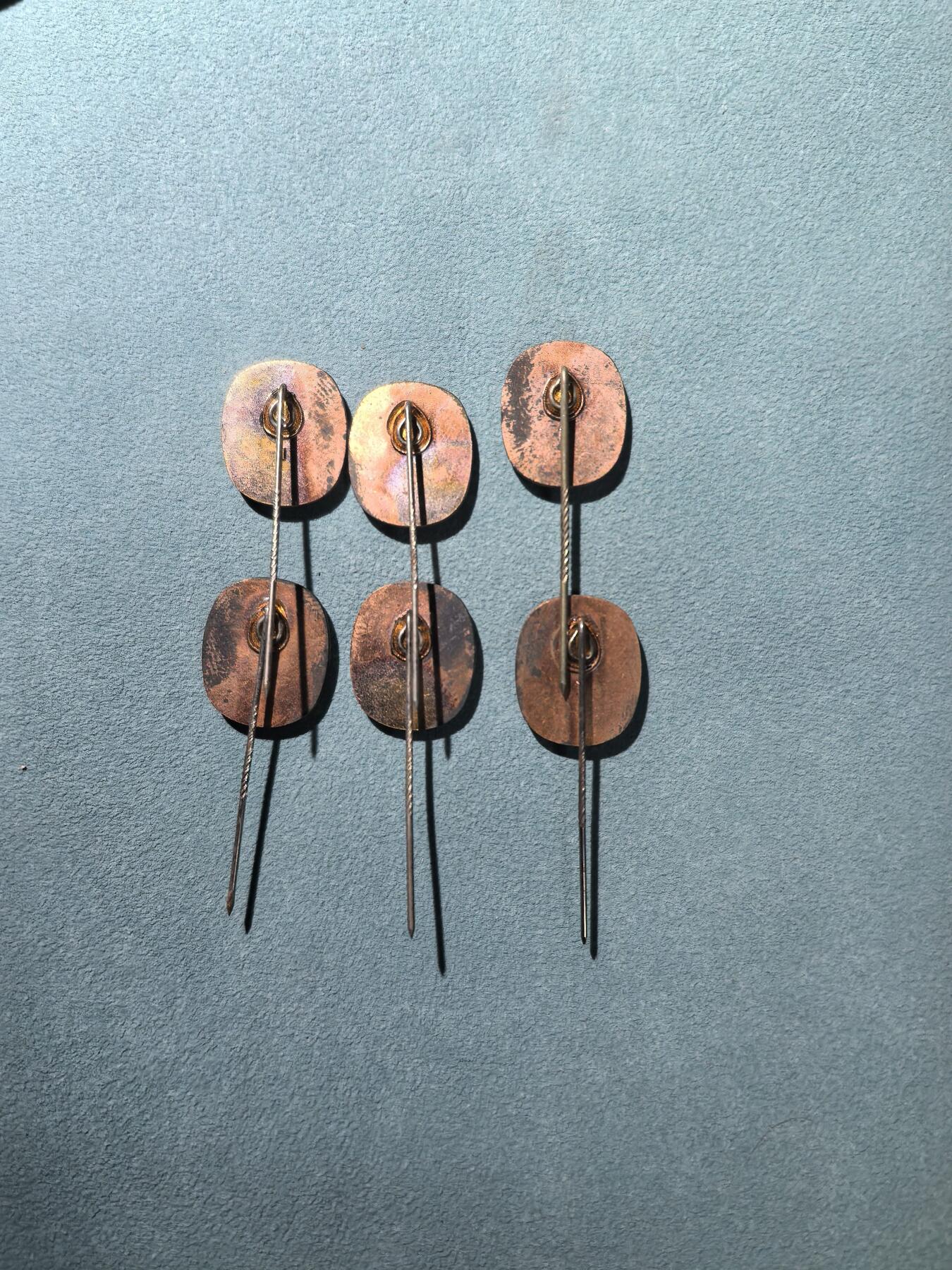 盛世勋华——号角文化勋章邮票专场拍卖第303期 东德GST（体育与技术协会）摩托车技能优秀证章别针 6枚