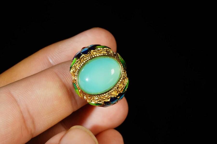 上海都达杂项专场十八（全场包邮） 天然景泰蓝嵌淡蓝玛瑙蛋面戒指 附鉴定证书