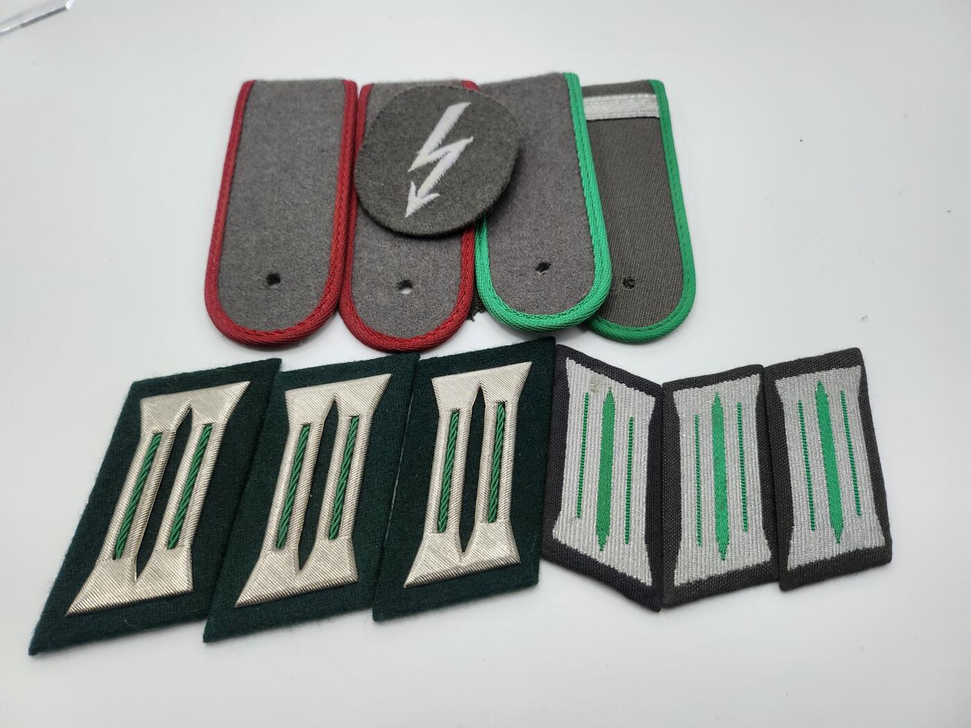 南水社第二次拍卖 民主德国DDR NVA 肩章领章一组