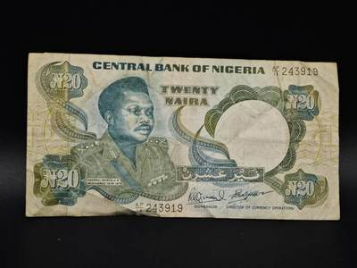 【淘币小摊】实时拍第八百五十九拍   无佣金福利纸币场   满百包邮可预留二周 每周一统一发货   - 尼日利亚20奈亚纸币【有折】