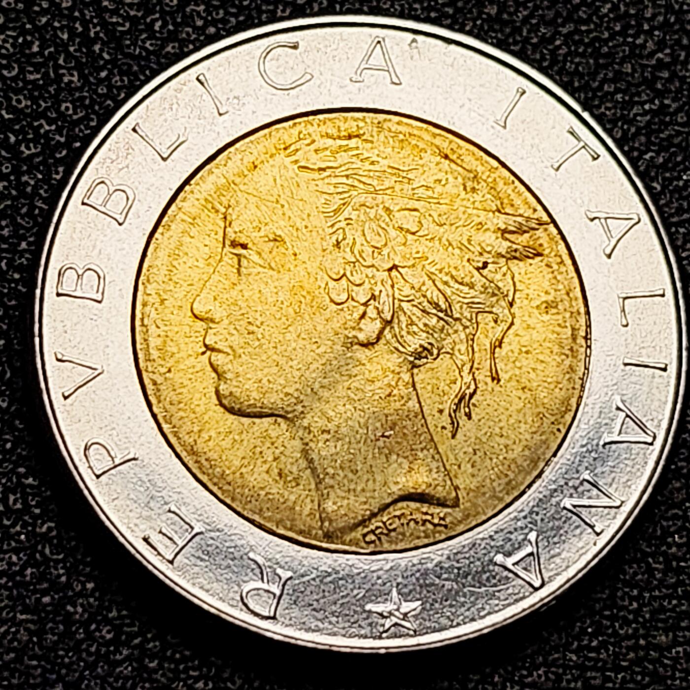 泉币菌-第180场- 精品福利场  意大利1983年500里拉双色钱币 约26mm