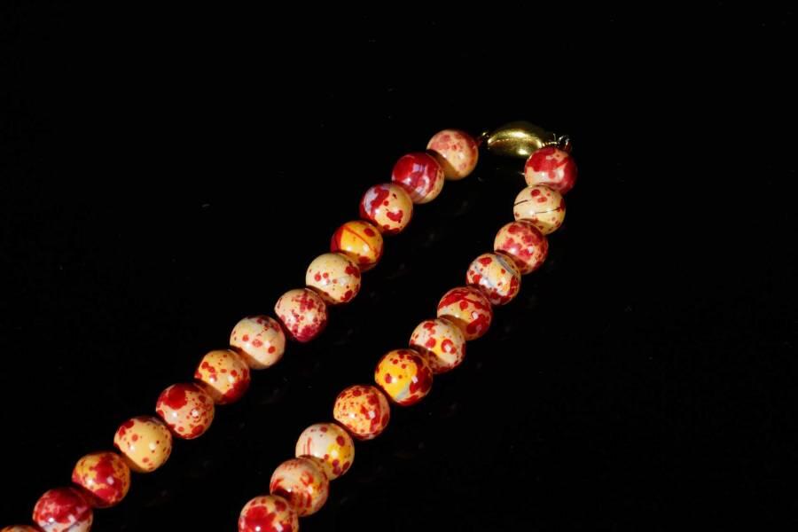 上海都达杂项专场十八（全场包邮） 天然赤血龙纹玛瑙项链 附鉴定证书