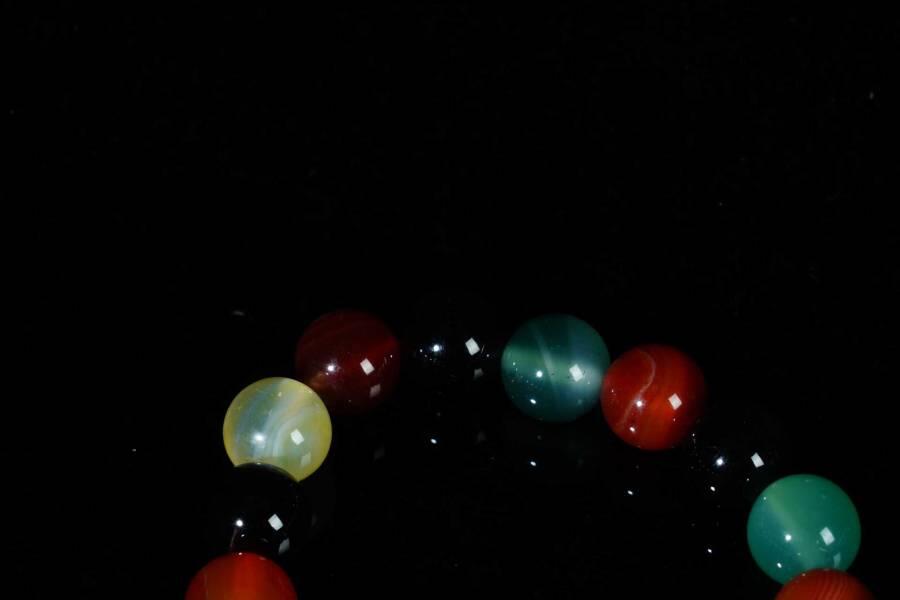 上海都达杂项专场十八（全场包邮） 天然多彩色玛瑙手串 附鉴定证书