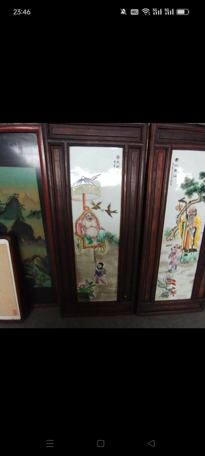 老瓷板画一套圈，画工精美绝伦，品相完美无暇，红木框，高端大气上档次，悬挂欣赏收藏之佳品，保真保老，（尺寸单个0.92/0.40米）