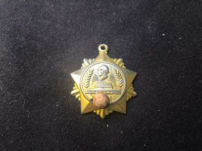 （店主清仓 大量自藏 制服徽章盛宴）罗岚⭐爱藏⭐甄选专拍第五场-分享拍场赚佣（实体经营） - 北京访华志愿者奖章