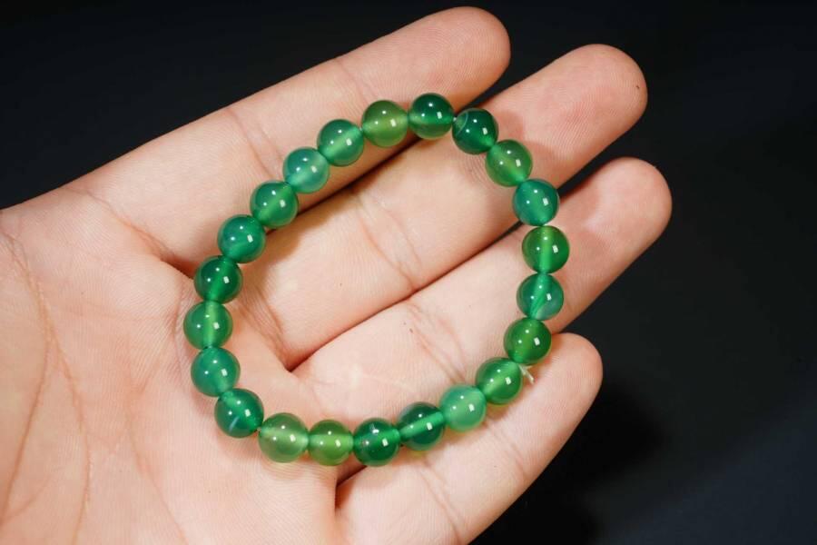 上海都达杂项专场十八（全场包邮） 天然绿玛瑙0.8圆珠手串 附鉴定证书