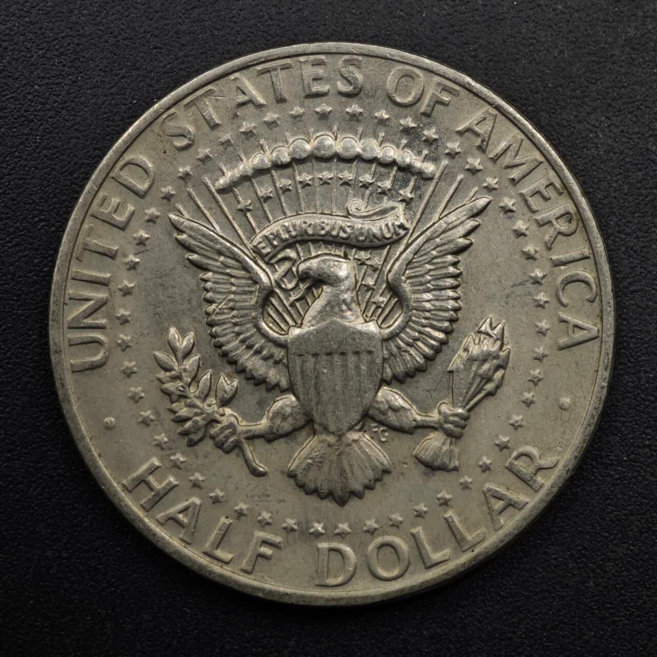 【淘币小摊】限时拍第八百五十八拍  散币场  满百包邮可预留两周  周一统一发货  美国1972年肯尼迪半美元