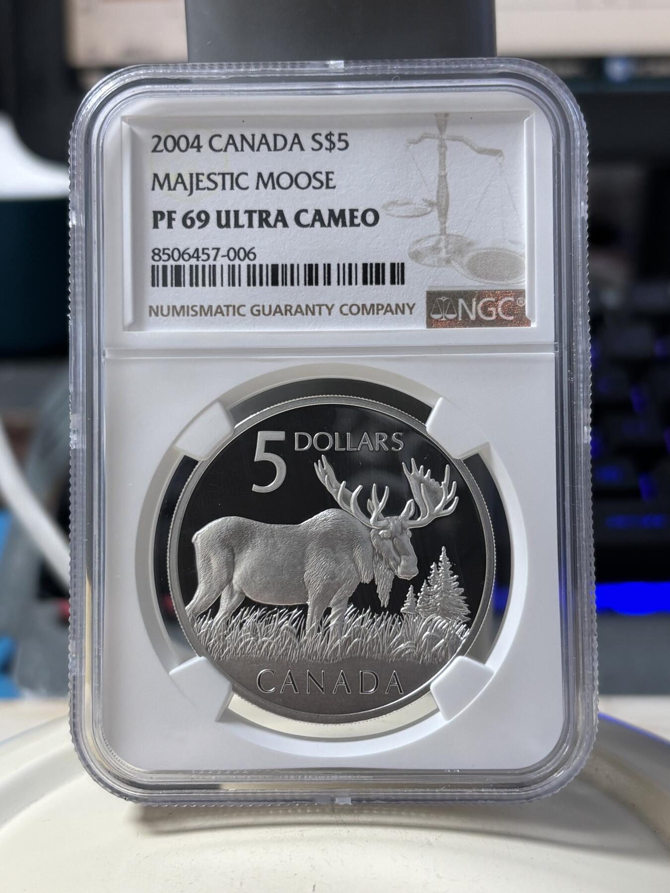 第190期拍卖 2004年加拿大驼鹿纪念银币NGC-PF69  28.8g,999银