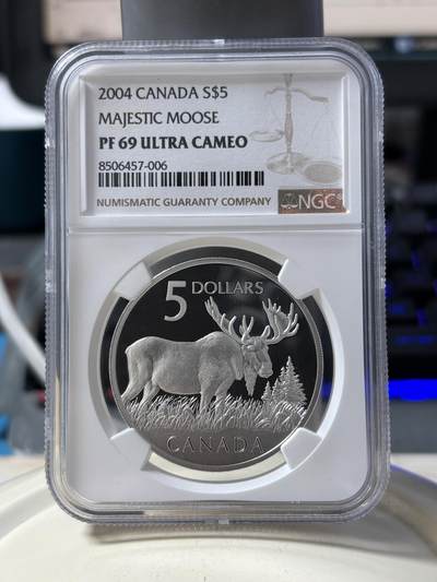 第190期拍卖 - 2004年加拿大驼鹿纪念银币NGC-PF69  28.8g,999银