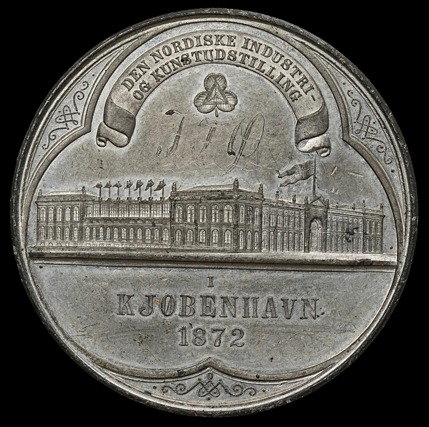 修遠堂世界钱币第103期 1872 年丹麦哥本哈根北欧工业与艺术展览会大锡章，背面有刻字，54.55mm，62.90g