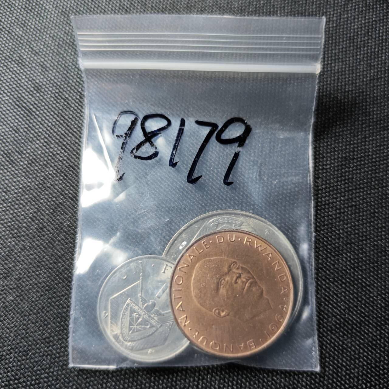 KK钱币收藏小铺  第398期 百期特拍（四拍之二） 2月预留时间 周末发货  卢旺达大小面值清年一套