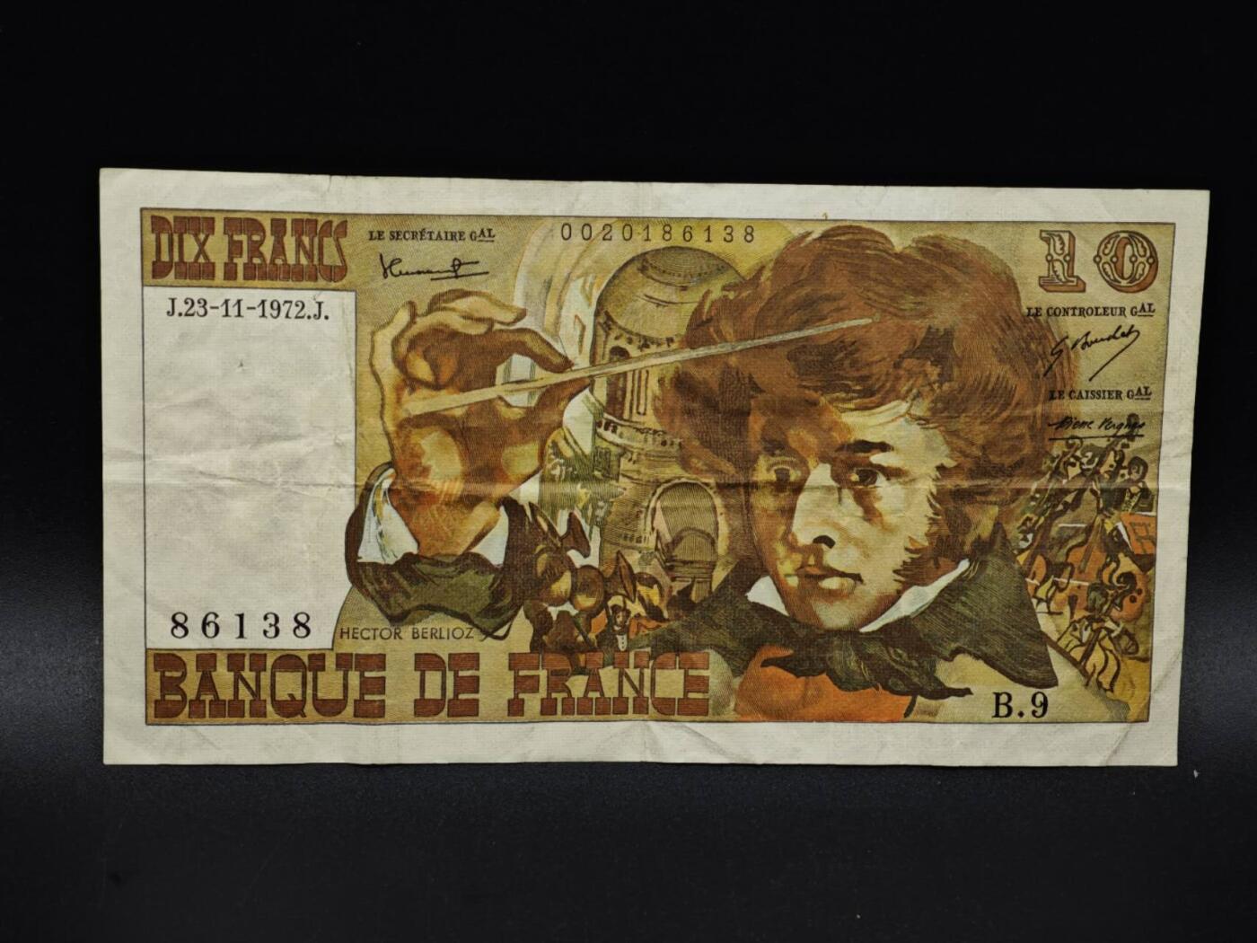 【淘币小摊】实时拍第八百五十九拍   无佣金福利纸币场   满百包邮可预留二周 每周一统一发货   法国10法郎纸币【有折针眼】